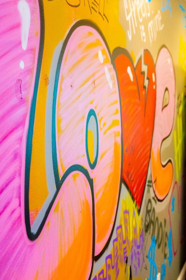 Art Deco Graffiti Suite Filadelfia Exterior foto